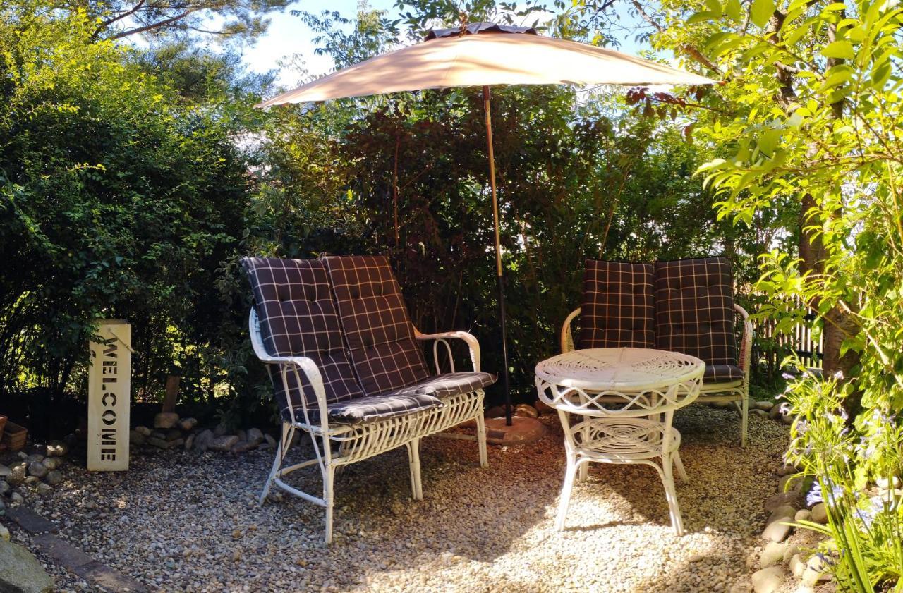 B&B Family Basement Apartment, Breakfast, Free Parking, 5Km From Tulln Chorherrn Exterior foto